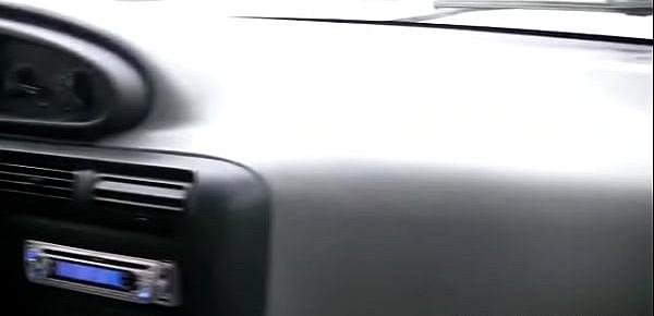 Hot Girlfriend Flashes Tits While Boyfriend Is Driving